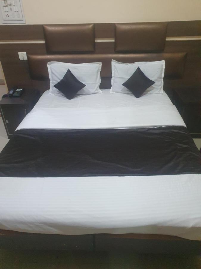 Hotel Anmol Ambikapur Exterior photo